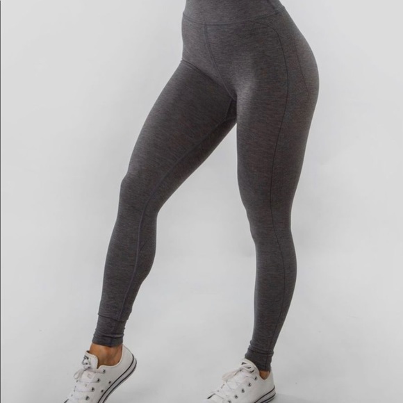 Buff Bunny Goddess Legging - Picture 2 of 7